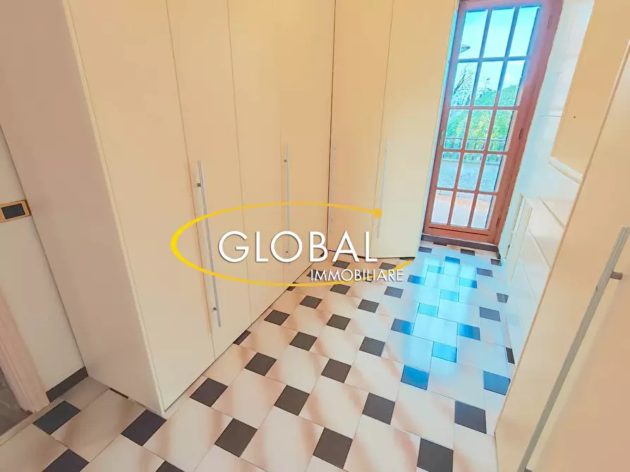 Immagine 48 di Villa in vendita  a Ancona