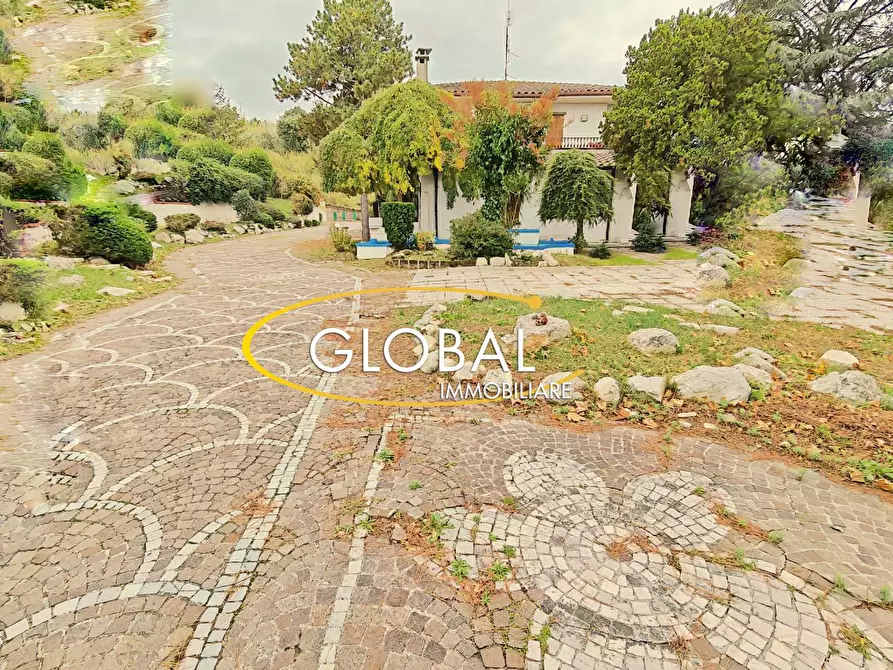 Immagine 7 di Villa in vendita  a Ancona