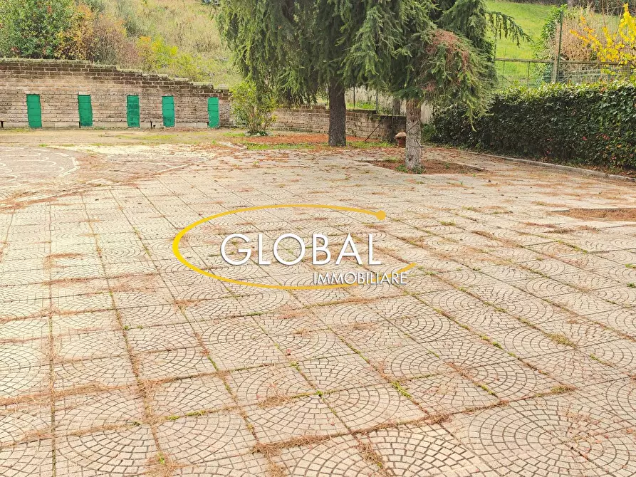 Immagine 13 di Villa in vendita  a Ancona