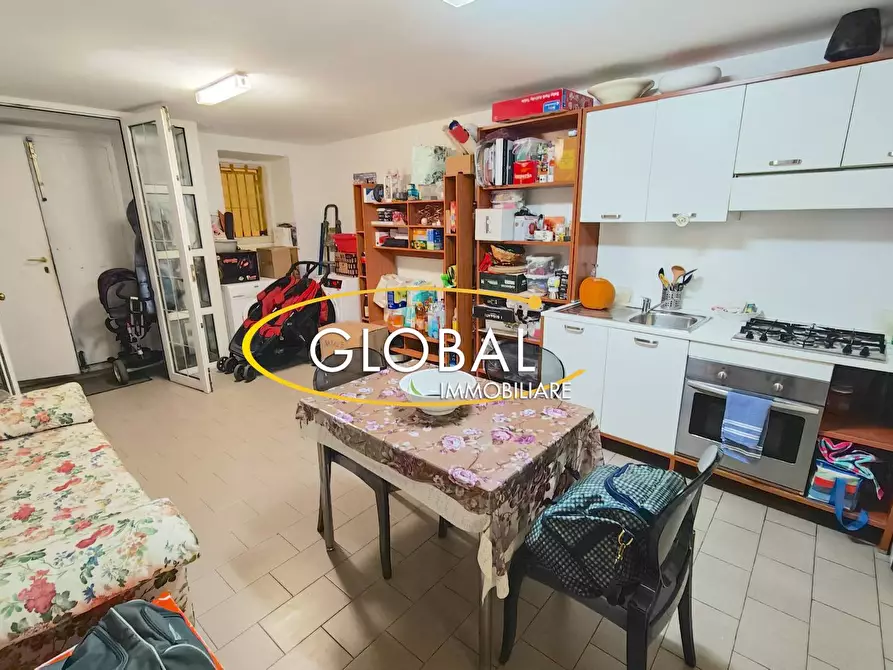 Immagine 3 di Appartamento in vendita  a Ancona