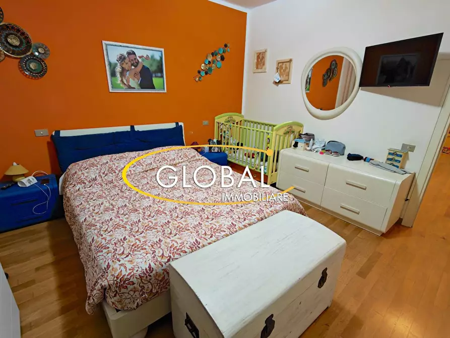 Immagine 19 di Appartamento in vendita  a Ancona