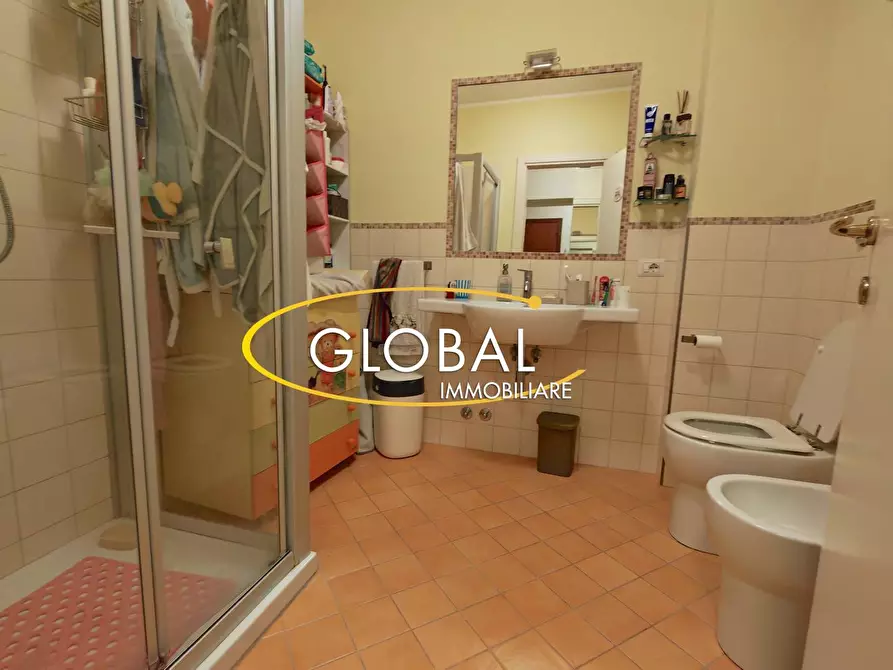 Immagine 21 di Appartamento in vendita  a Ancona