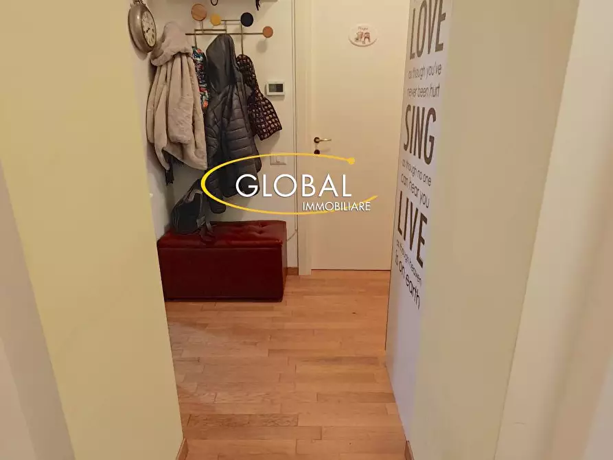 Immagine 10 di Appartamento in vendita  a Ancona