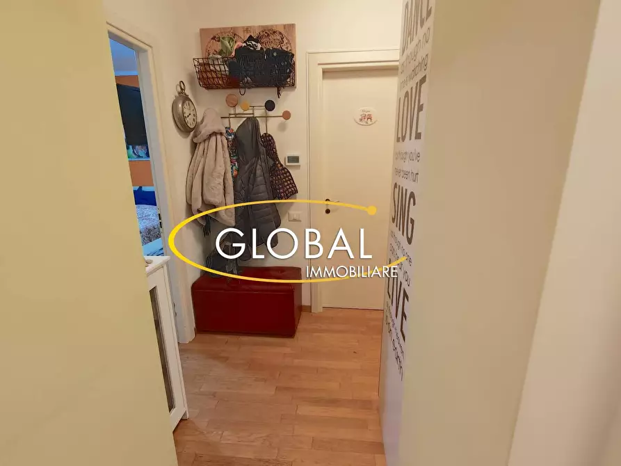 Immagine 11 di Appartamento in vendita  a Ancona