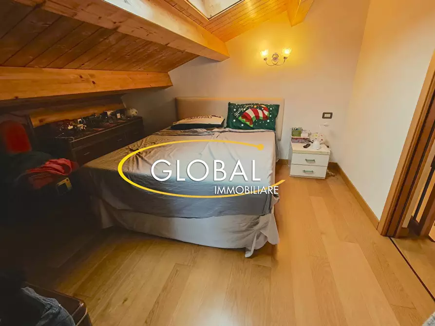 Immagine 27 di Appartamento in vendita  a Ancona