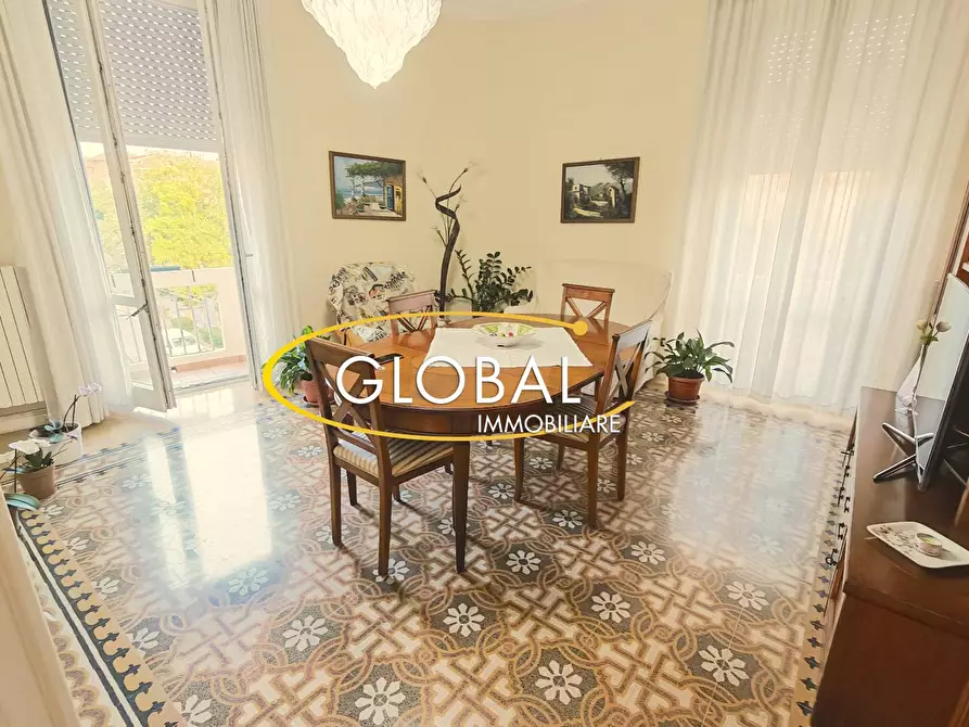 Immagine 3 di Appartamento in vendita  a Ancona