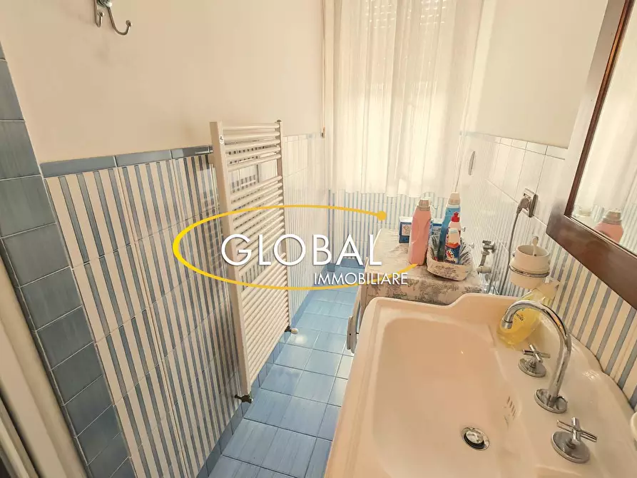 Immagine 14 di Appartamento in vendita  a Ancona