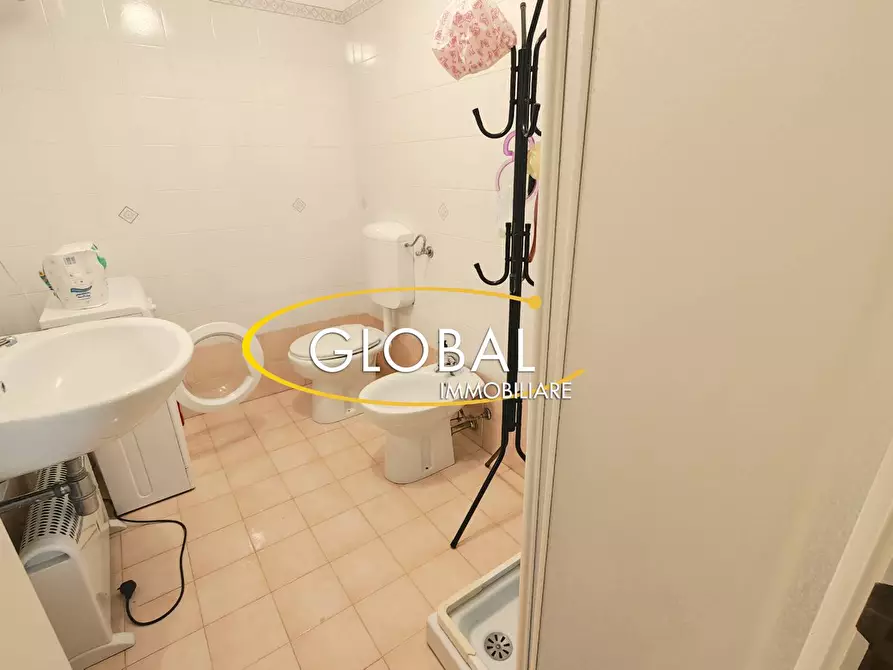 Immagine 16 di Appartamento in vendita  a Numana