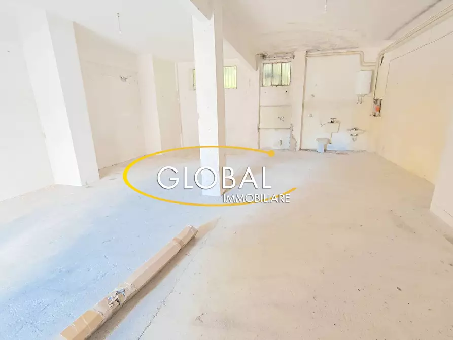 Immagine 6 di Box auto in vendita  a Ancona