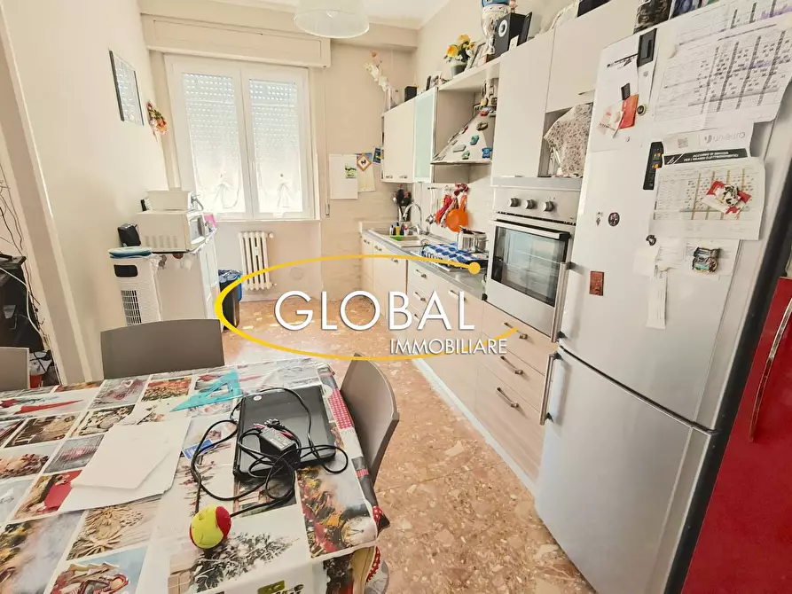 Immagine 7 di Appartamento in vendita  a Ancona