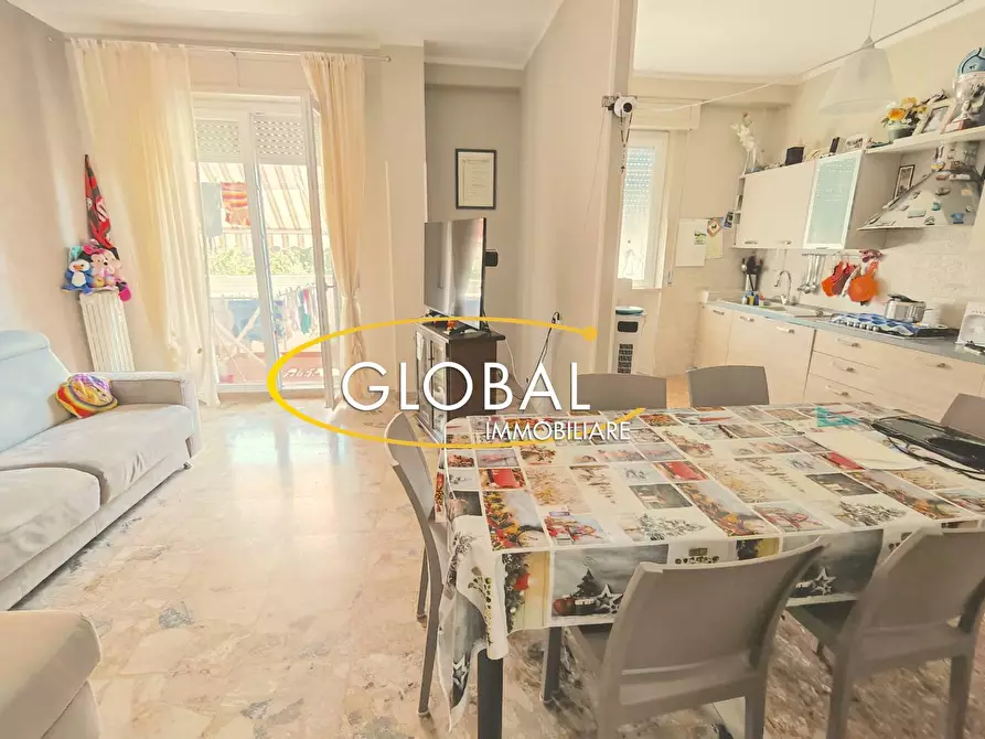 Immagine 4 di Appartamento in vendita  a Ancona