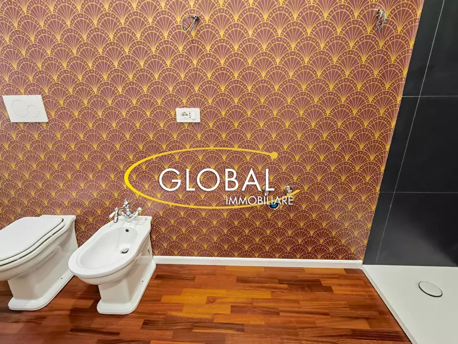 Immagine 15 di Appartamento in vendita  in Corso Giuseppe Garibaldi a Ancona