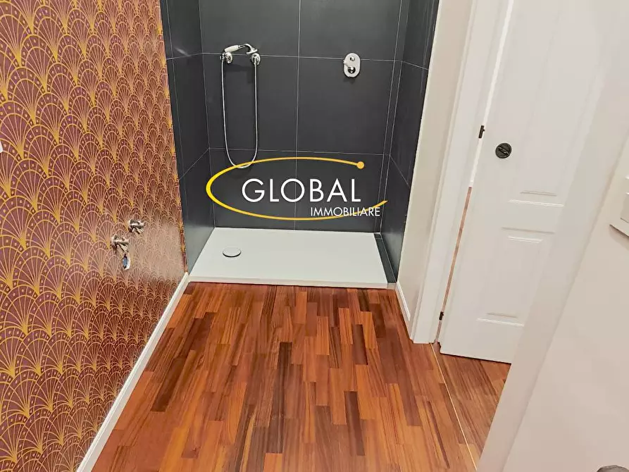 Immagine 16 di Appartamento in vendita  in Corso Giuseppe Garibaldi a Ancona