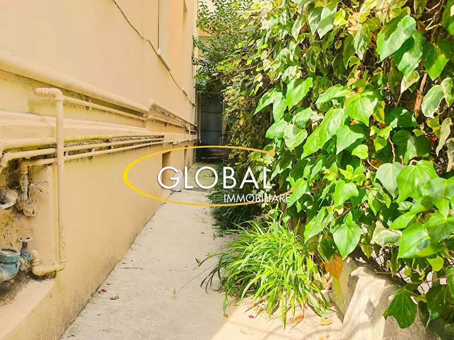 Immagine 19 di Appartamento in vendita  a Pescara