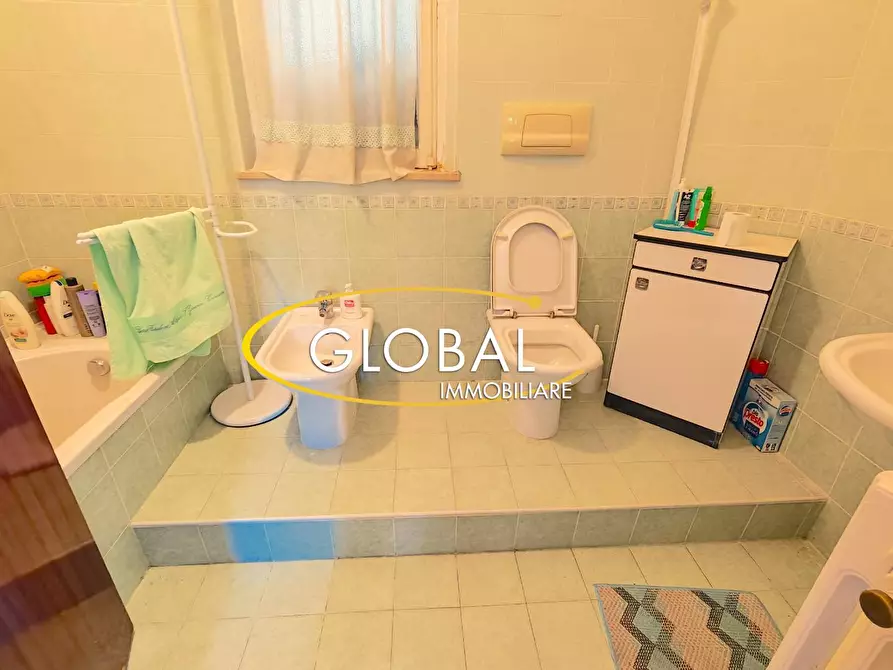 Immagine 17 di Appartamento in vendita  a Pescara