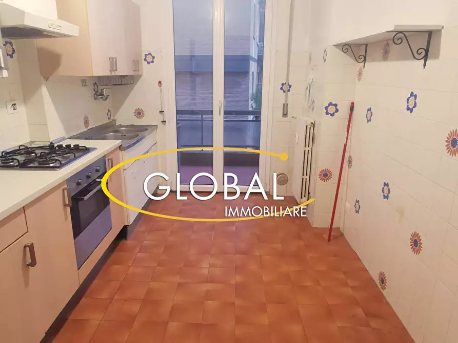 Immagine 8 di Appartamento in vendita  in Via Tiziano a Ancona