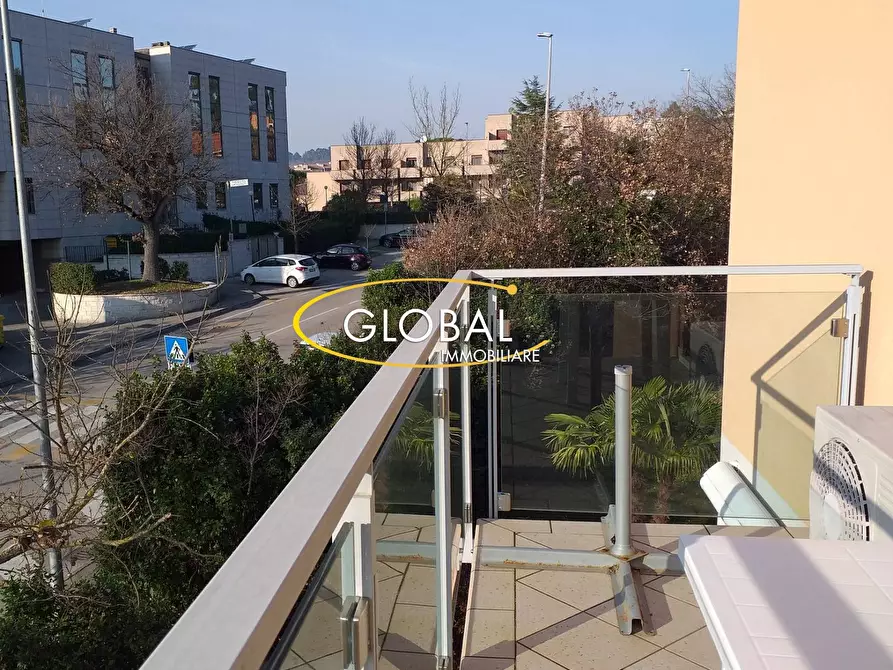 Immagine 6 di Appartamento in vendita  in Via Flavia a Ancona