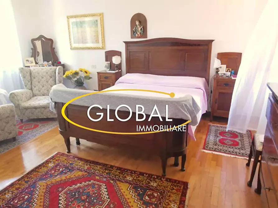 Immagine 25 di Casa indipendente in vendita  a Sirolo