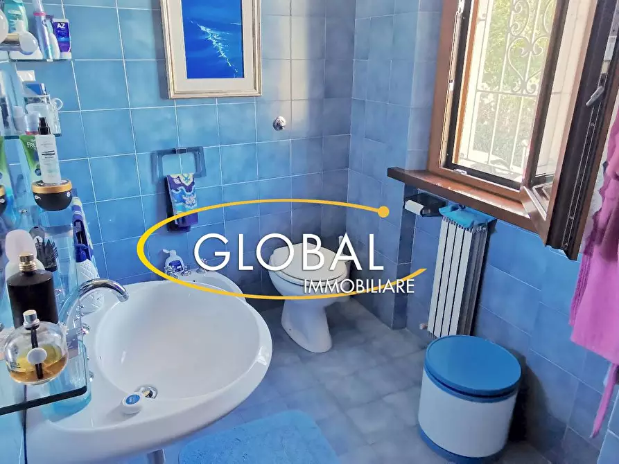 Immagine 33 di Casa indipendente in vendita  a Sirolo