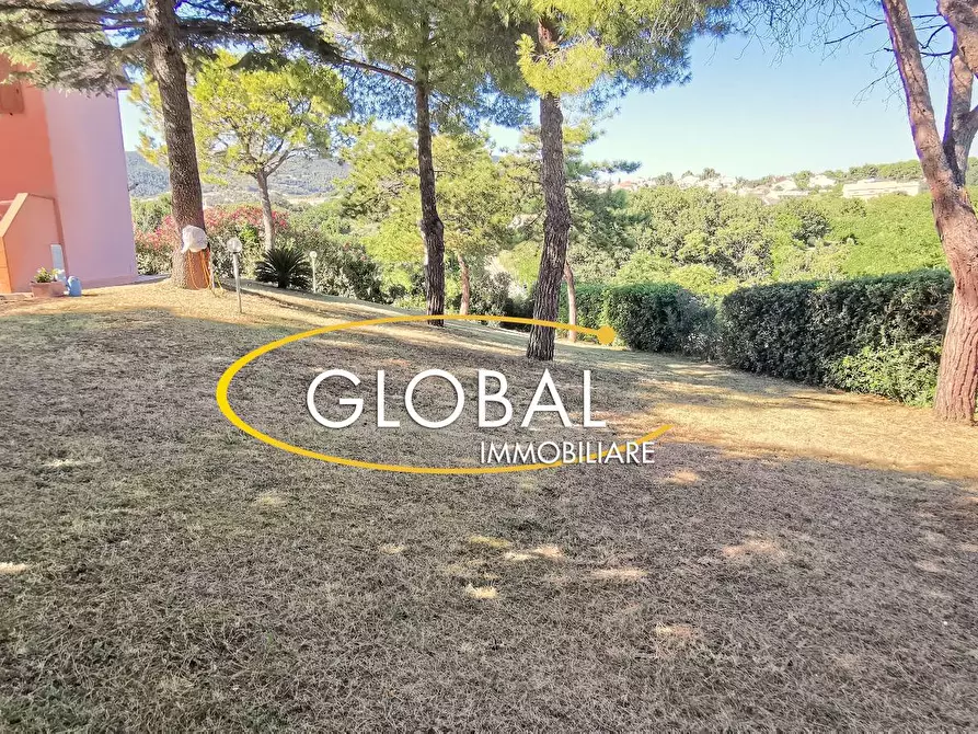 Immagine 8 di Casa indipendente in vendita  a Sirolo