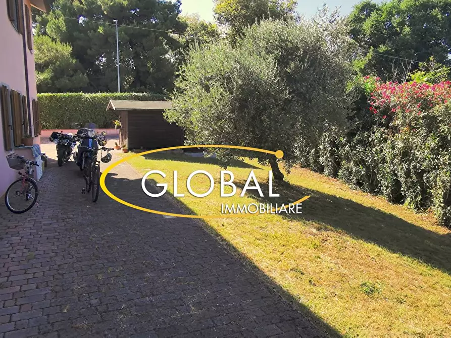 Immagine 12 di Casa indipendente in vendita  a Sirolo