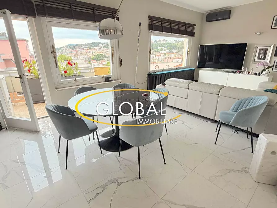 Immagine 8 di Attico in vendita  in Via Panoramica a Ancona