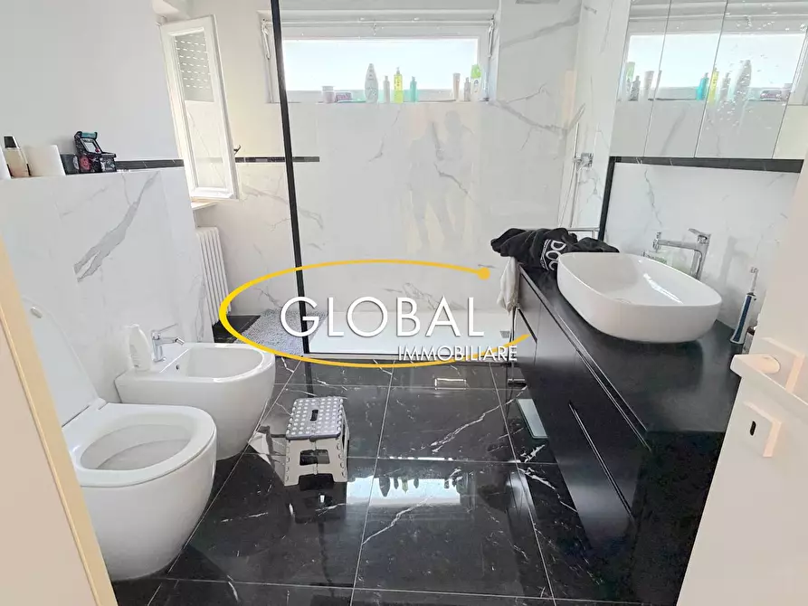 Immagine 17 di Attico in vendita  in Via Panoramica a Ancona