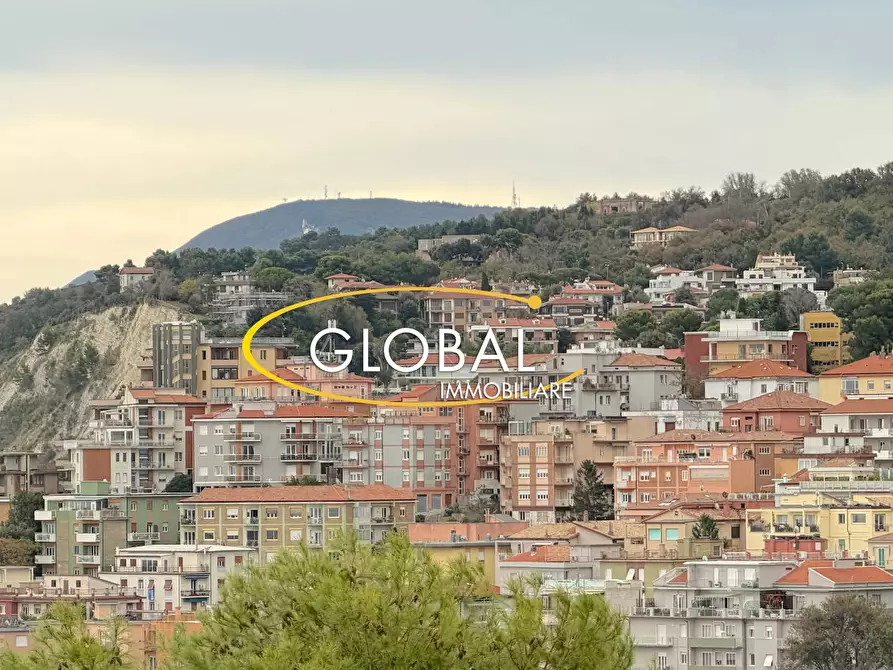 Immagine 4 di Attico in vendita  in Via Panoramica a Ancona