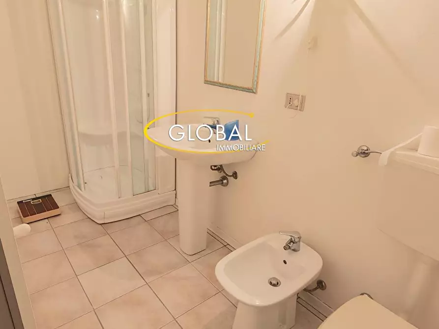 Immagine 16 di Appartamento in vendita  a Numana