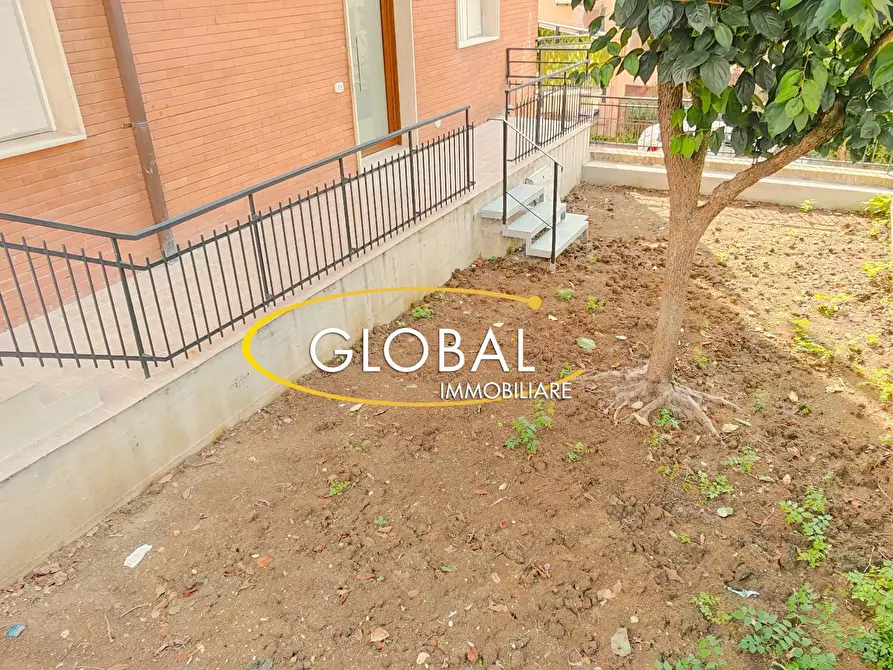 Immagine 3 di Appartamento in vendita  in Via Tiziano 26 A a Ancona