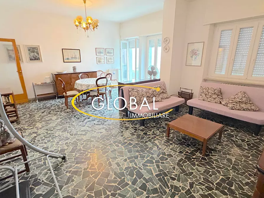 Immagine 7 di Appartamento in vendita  a Ancona