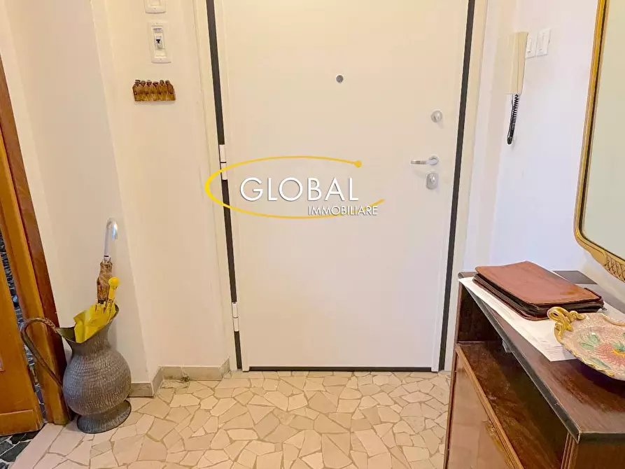 Immagine 9 di Appartamento in vendita  a Ancona