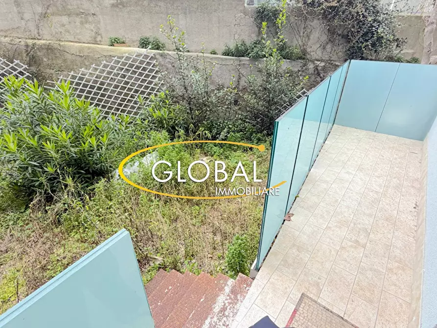 Immagine 3 di Appartamento in vendita  a Ancona