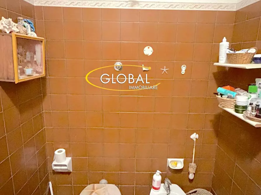 Immagine 16 di Appartamento in vendita  a Ancona