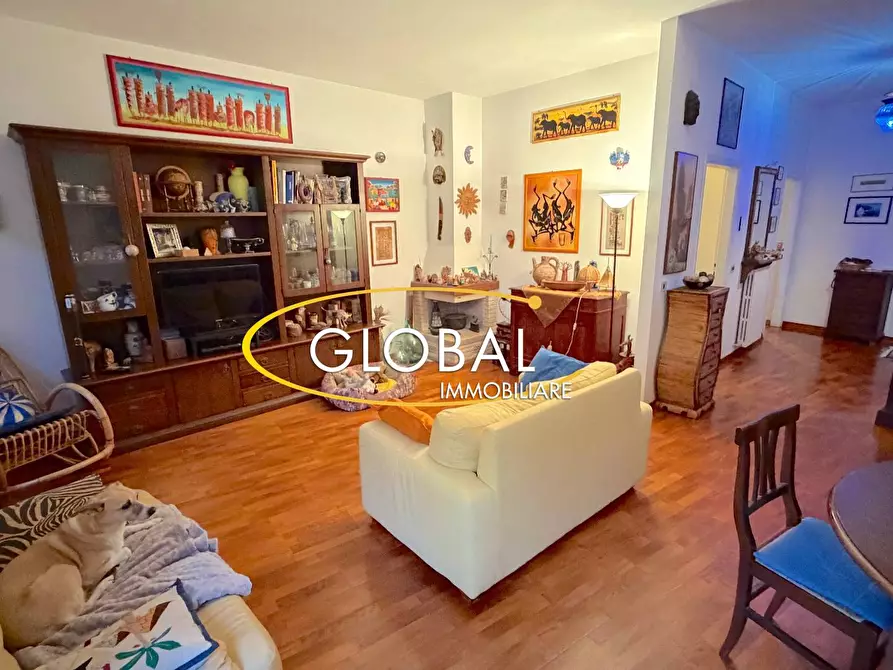 Immagine 1 di Appartamento in vendita  a Ancona