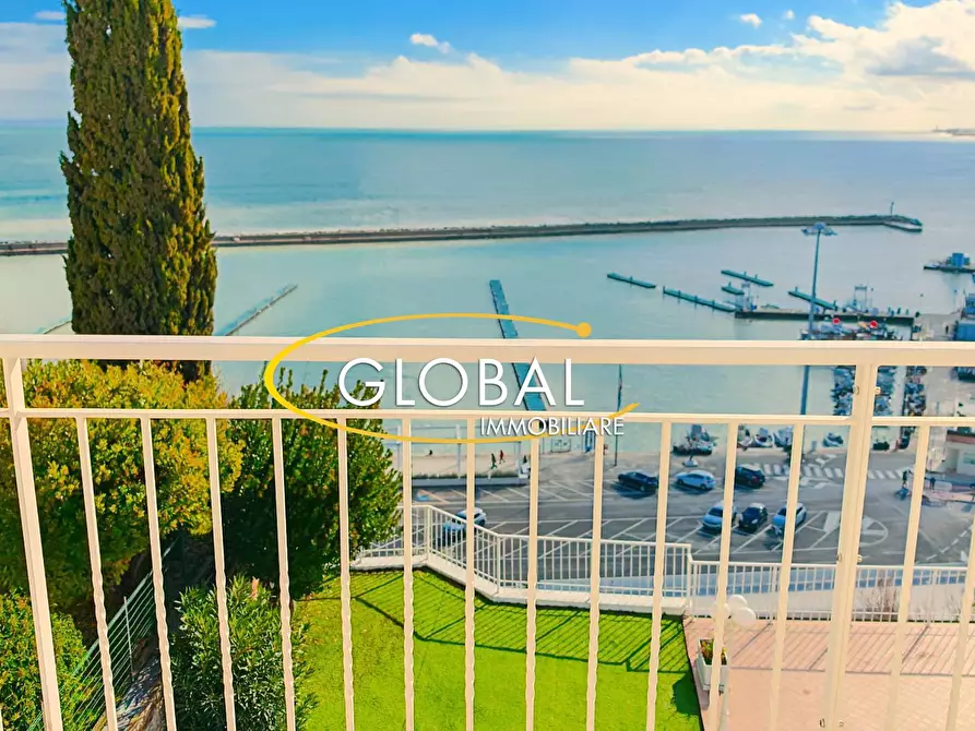 Immagine 9 di Attico in vendita  a Numana