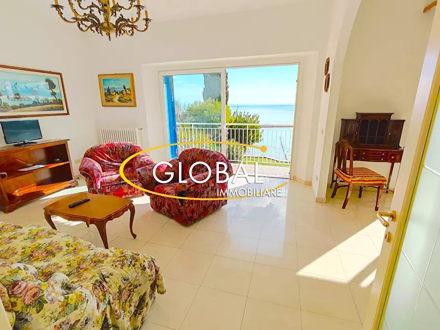 Immagine 23 di Attico in vendita  a Numana