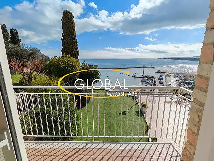 Immagine 16 di Attico in vendita  a Numana