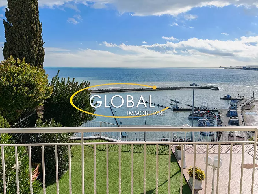 Immagine 12 di Attico in vendita  a Numana