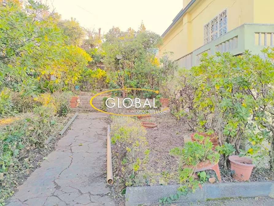 Immagine 21 di Villa in vendita  a Ancona