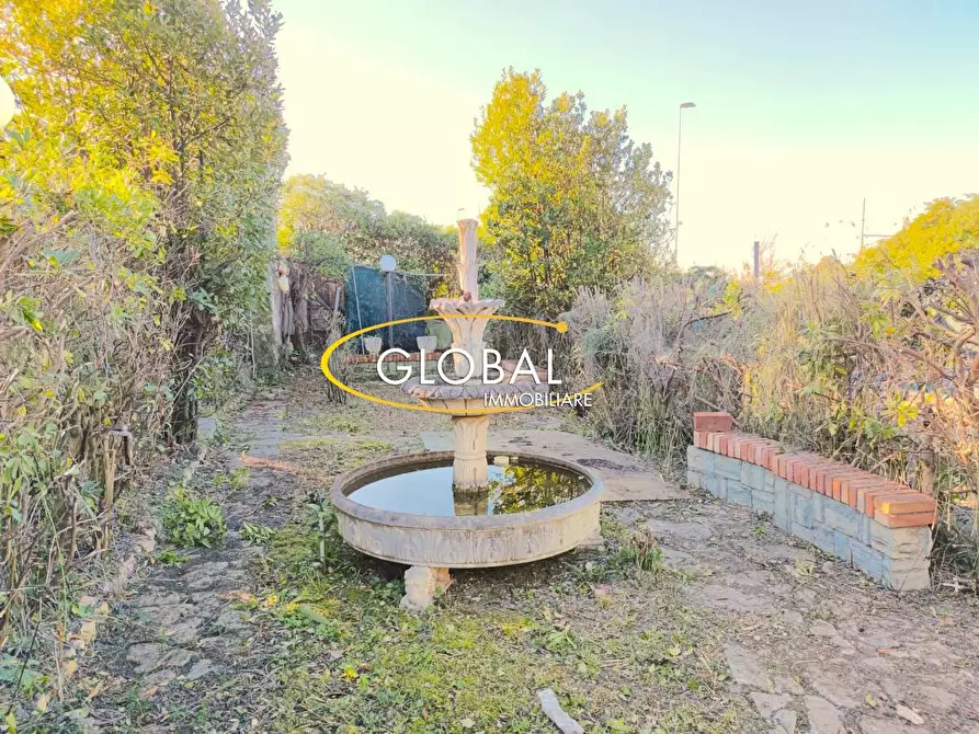 Immagine 25 di Villa in vendita  a Ancona