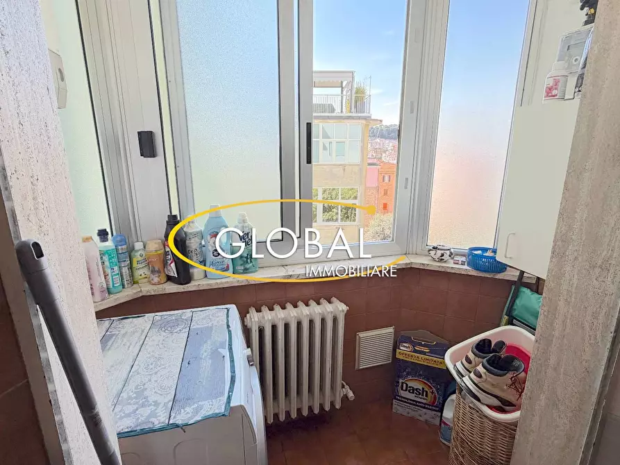 Immagine 18 di Appartamento in vendita  a Ancona