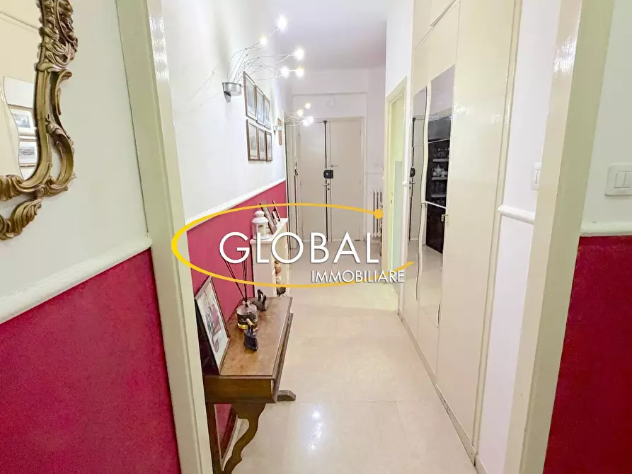 Immagine 6 di Appartamento in vendita  a Ancona