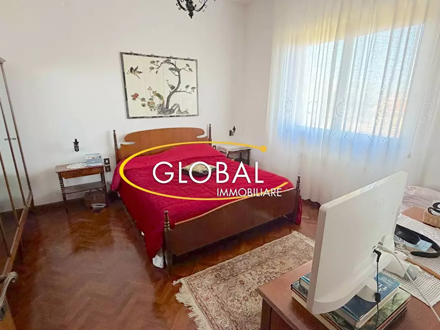 Immagine 40 di Villa in vendita  in Via Del Golfo a Ancona