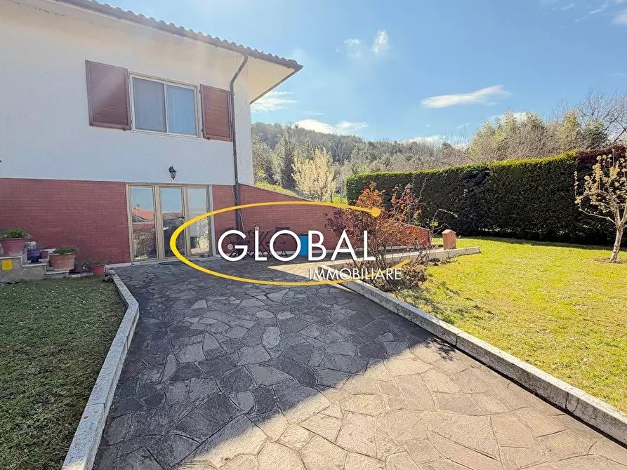 Immagine 11 di Villa in vendita  in Via Del Golfo a Ancona