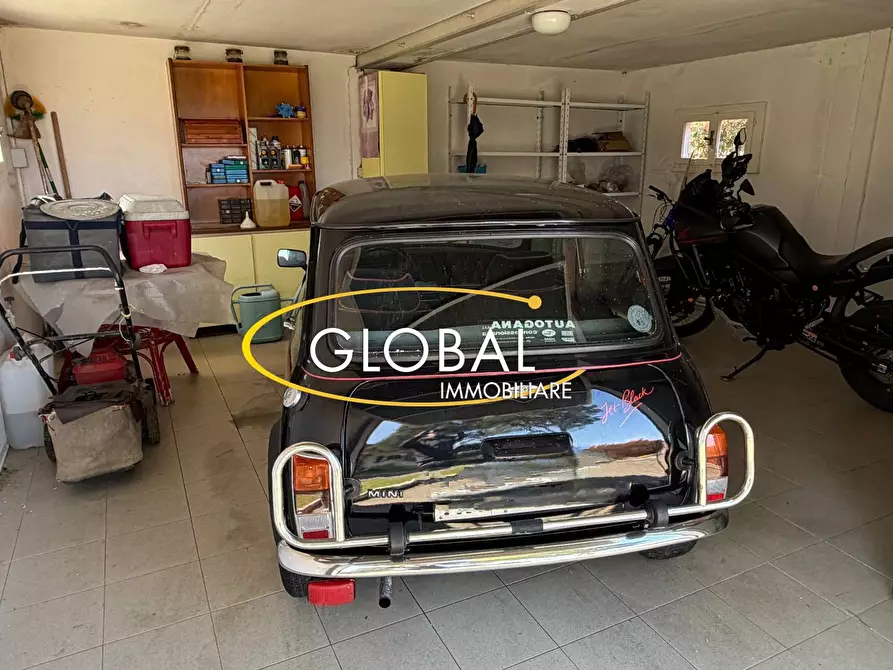 Immagine 49 di Villa in vendita  in Via Del Golfo a Ancona