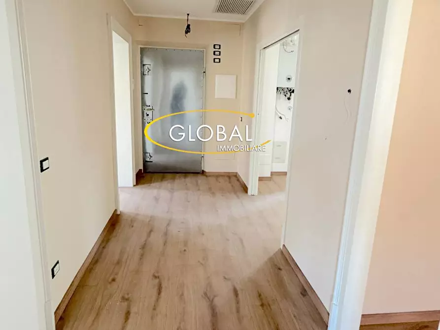 Immagine 6 di Appartamento in vendita  in Viale Della Vittoria a Ancona