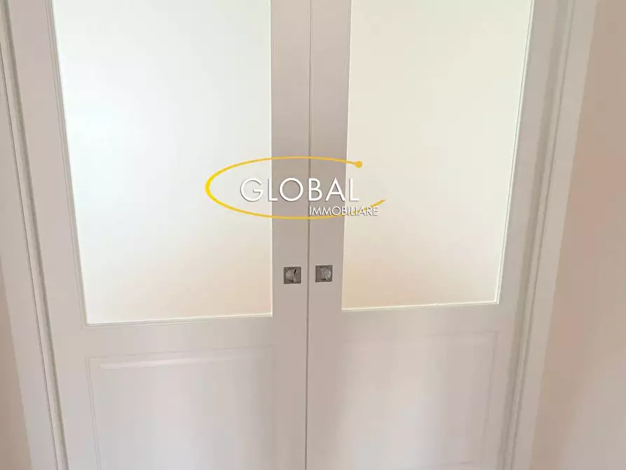 Immagine 14 di Appartamento in vendita  in Viale Della Vittoria a Ancona