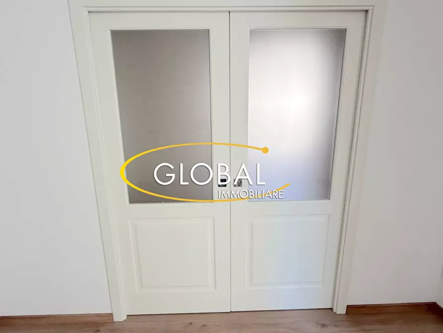 Immagine 13 di Appartamento in vendita  in Viale Della Vittoria a Ancona