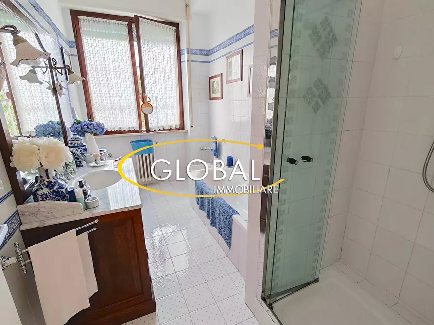 Immagine 17 di Appartamento in vendita  in Via Panoramica a Ancona